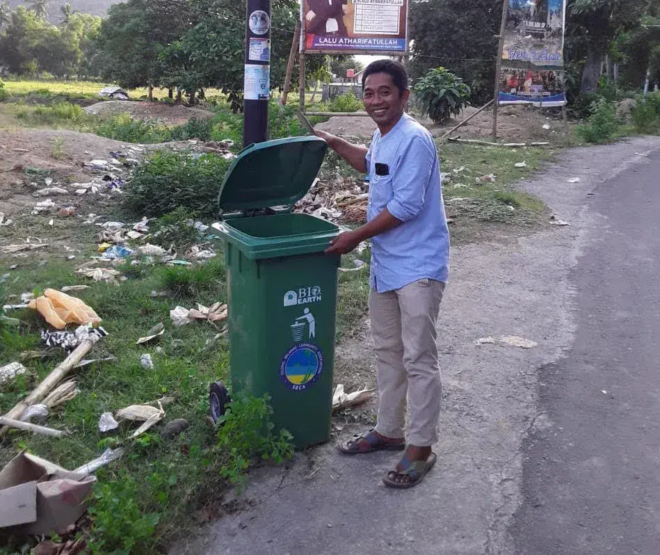 An SBCA managed waste bin in the Selong Belanak community