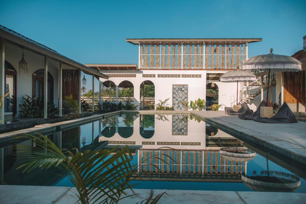 Suku Lifestyle Hotel & Villas