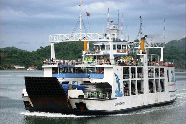 Public Ferry to Lombok